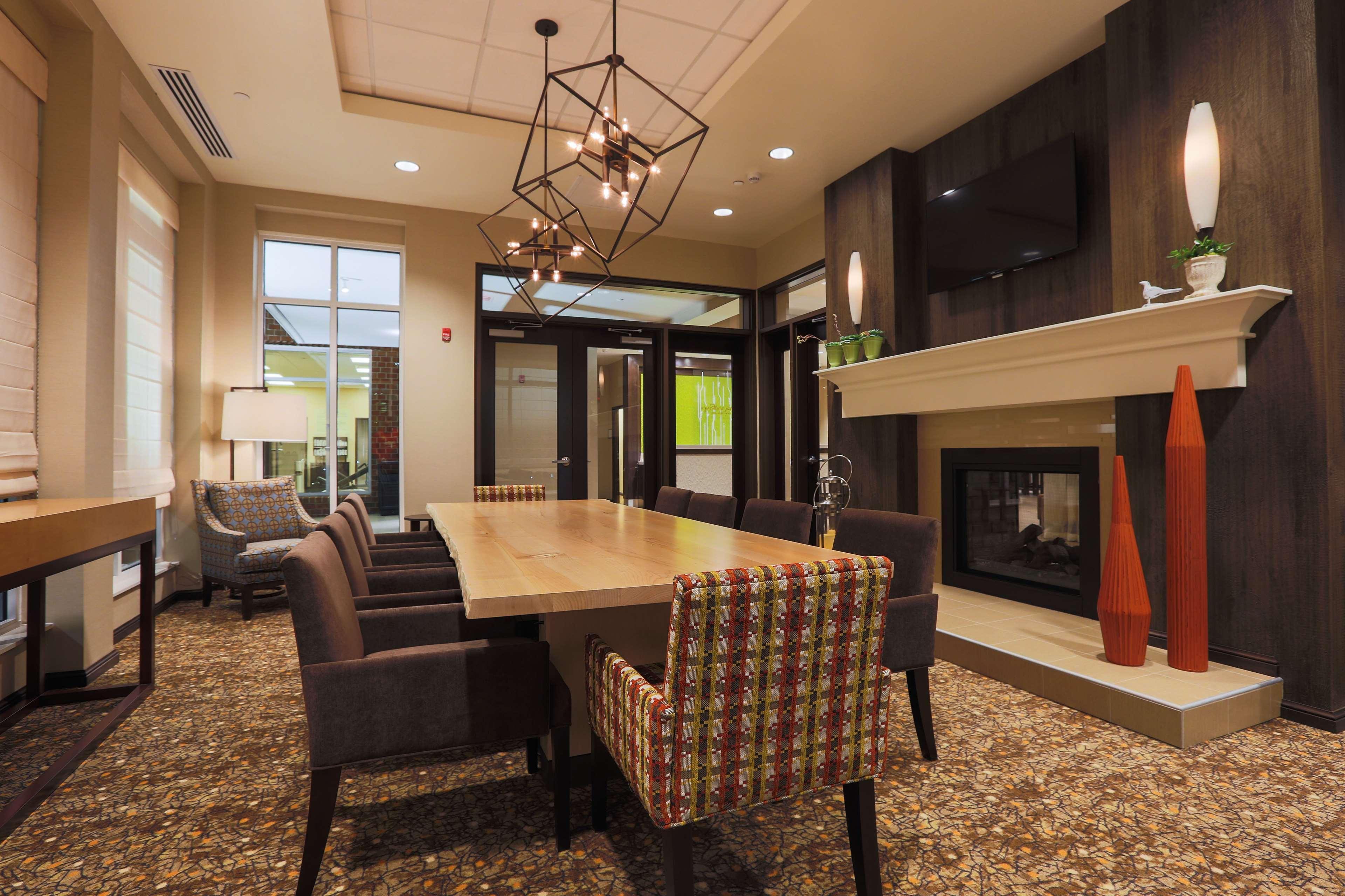 Hilton Garden Inn Indiana at IUP Bagian luar foto