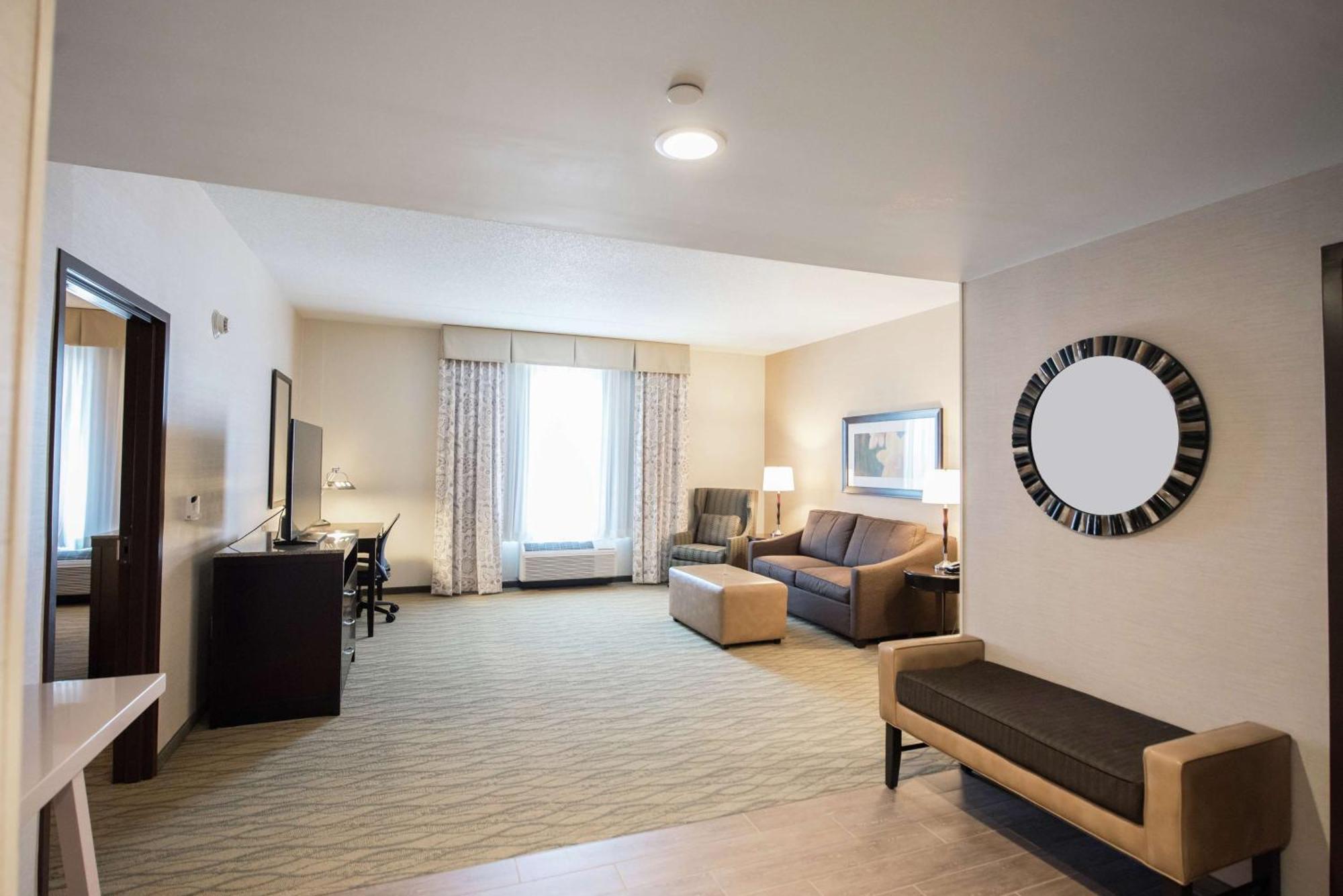 Hilton Garden Inn Indiana at IUP Bagian luar foto