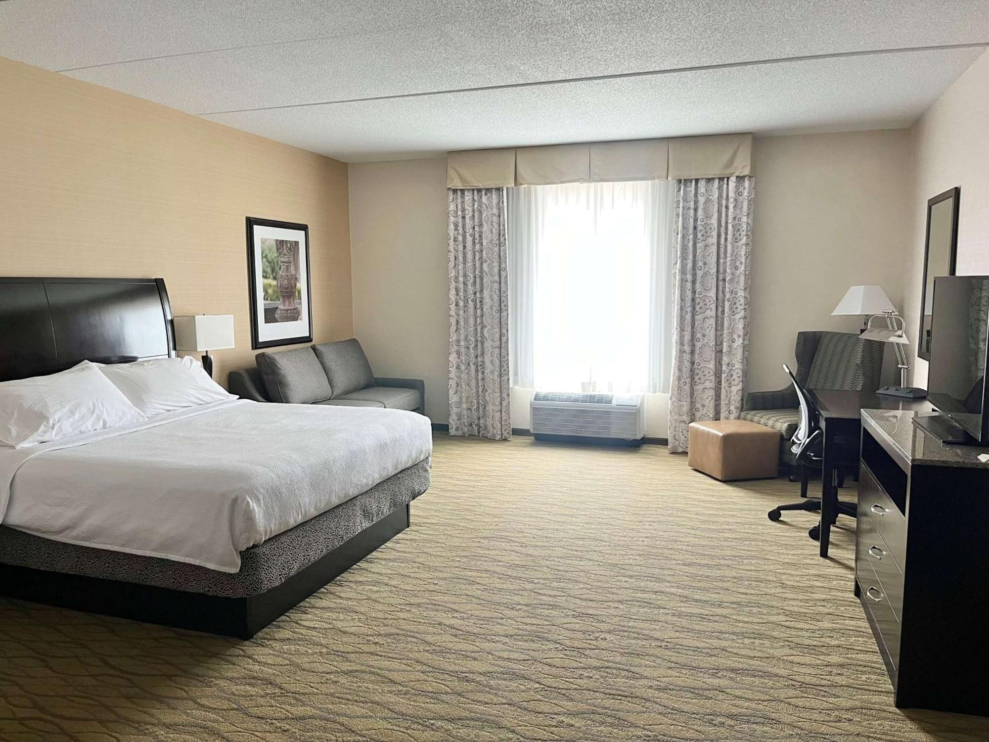 Hilton Garden Inn Indiana at IUP Bagian luar foto